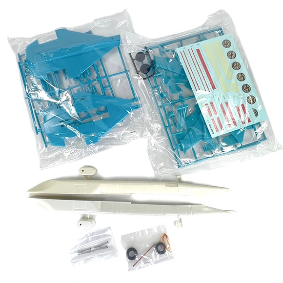 Capt. Scarlet Supersonic Transport Plane Vintage Model Kit from Japan - Picture 3 of 4